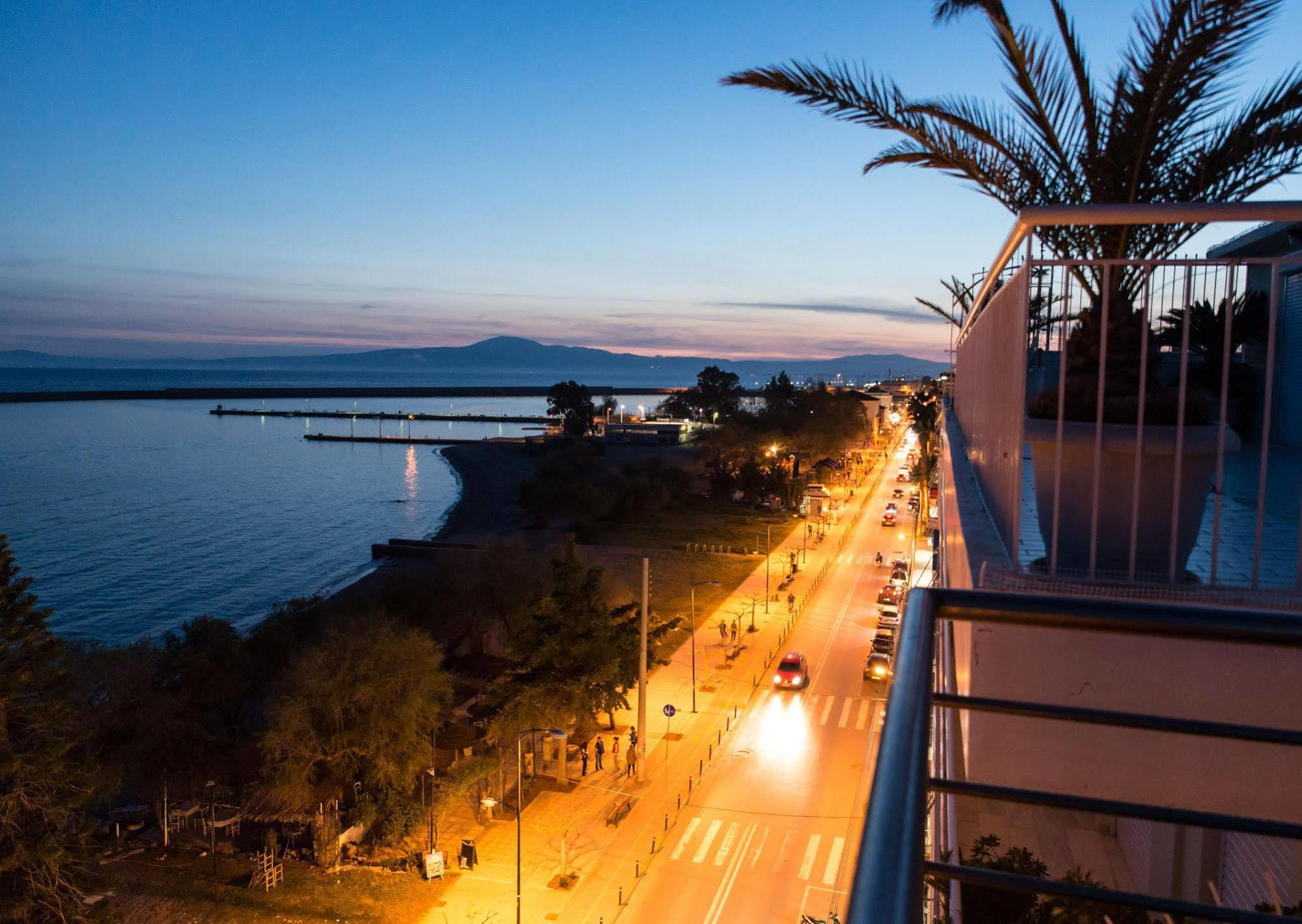 Hotel Ostria カラマタ エクステリア 写真