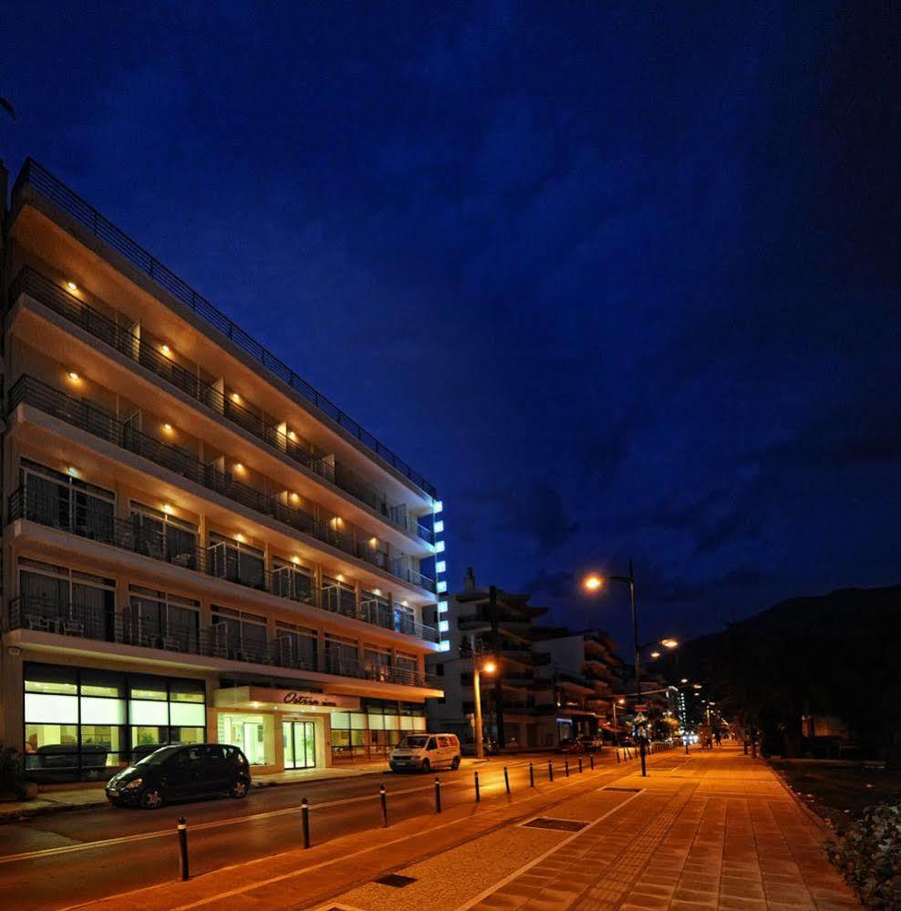 Hotel Ostria カラマタ エクステリア 写真